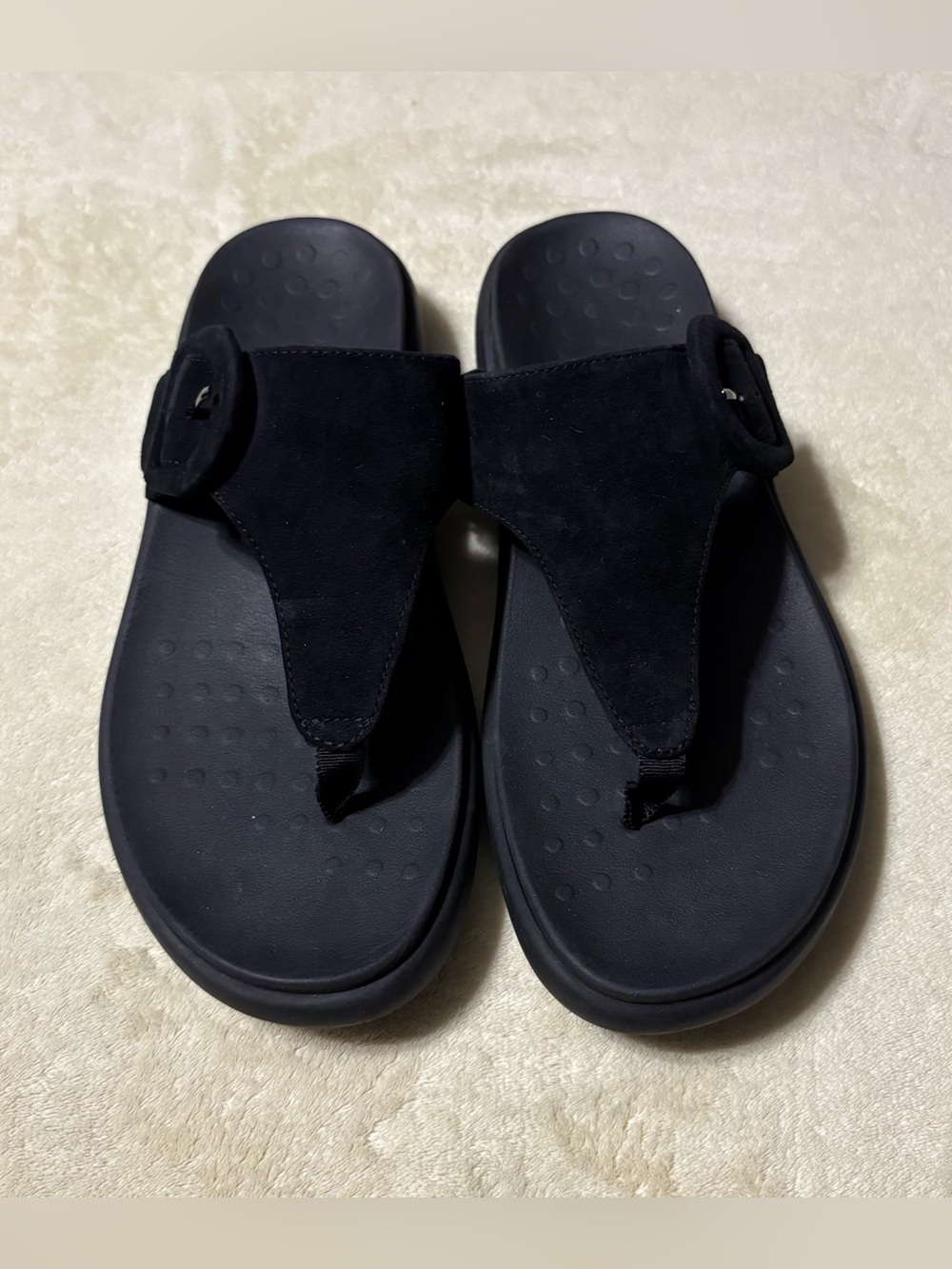 Vionic Black Suede Thong Sandals with Buckle Accent